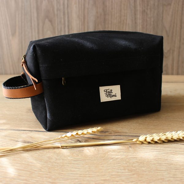 Trousse de toilette noire